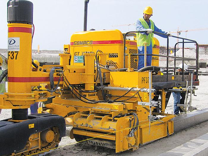 БЕТОНОУКЛАДЧИК GOMACO GT-3200